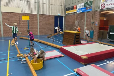 Accrete