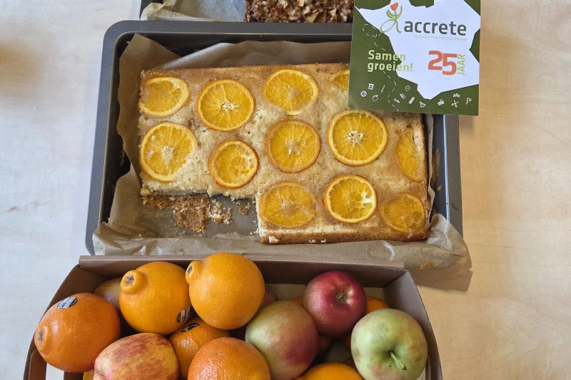Accrete